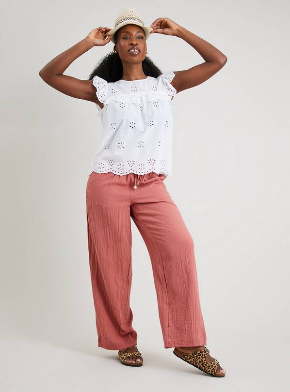 Buy Pink Wide Leg Double Cloth Trousers - 20S | Trousers | Tu